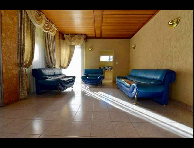 6 BEDROOM HOUSE FOR SALE IN ERMELO